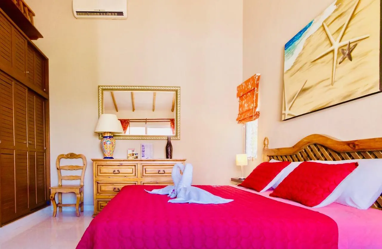 Gorgeous 11 People Comfort Villa With Pool Playacar Phase 2 Playa del Carmen